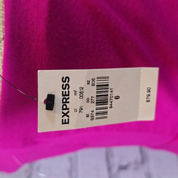 Express Fuchsia Bodycon Knee-Length Dress Size 6 NWT - Picture 10 of 11